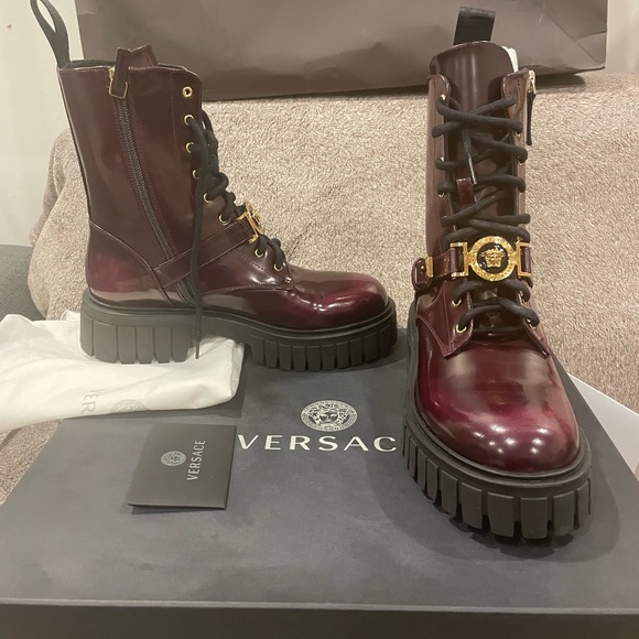 Versace shoe - Picture 6 of 10